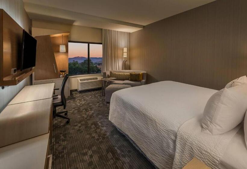 اتاق استاندارد با تخت بزرگ برای معلولان, Courtyard By Marriott Reno Downtown/riverfront