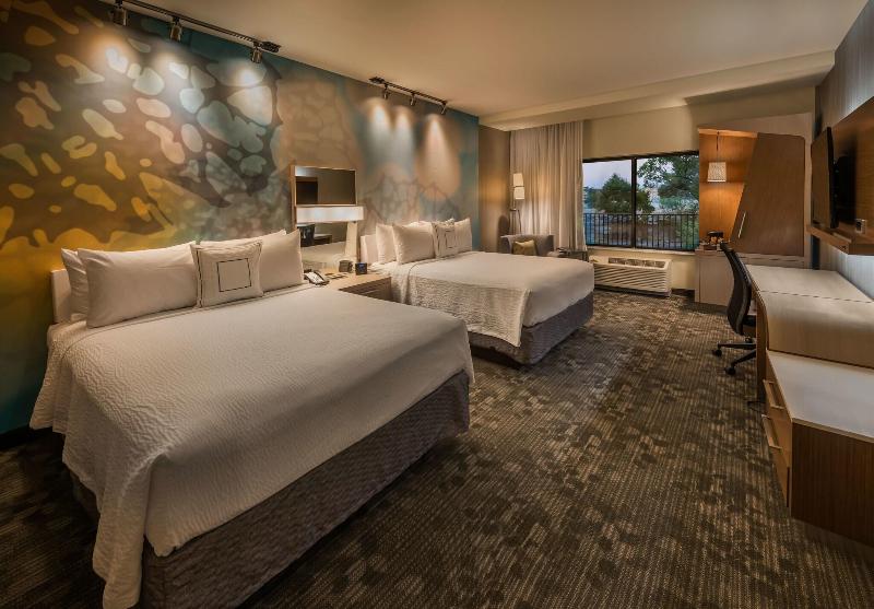 اتاق استاندارد با چشم‌انداز رودخانه, Courtyard By Marriott Reno Downtown/riverfront