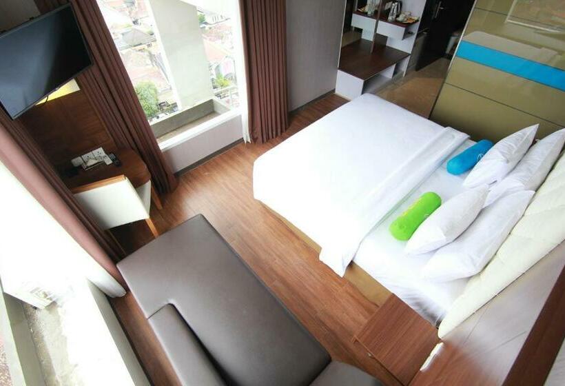 חדר סטודיו סטנדרד, Grand Tebu