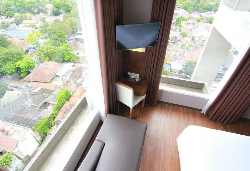 חדר סטודיו סטנדרד, Grand Tebu