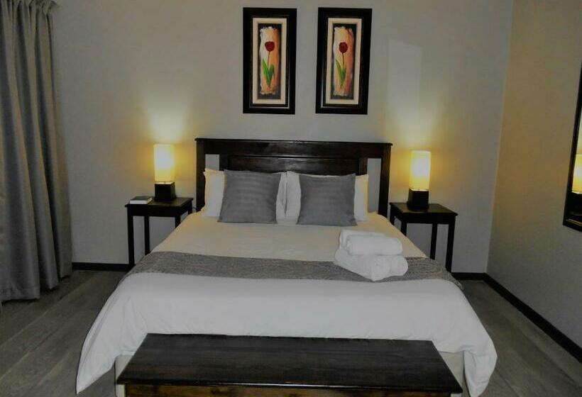 غرفة قياسية, Oakwood Lodge