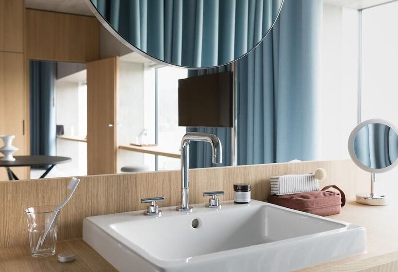 جناح, Placid Hotel Design & Lifestyle Zurich