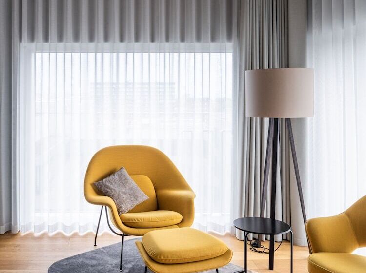 سوییت جونیور, Placid Hotel Design & Lifestyle Zurich