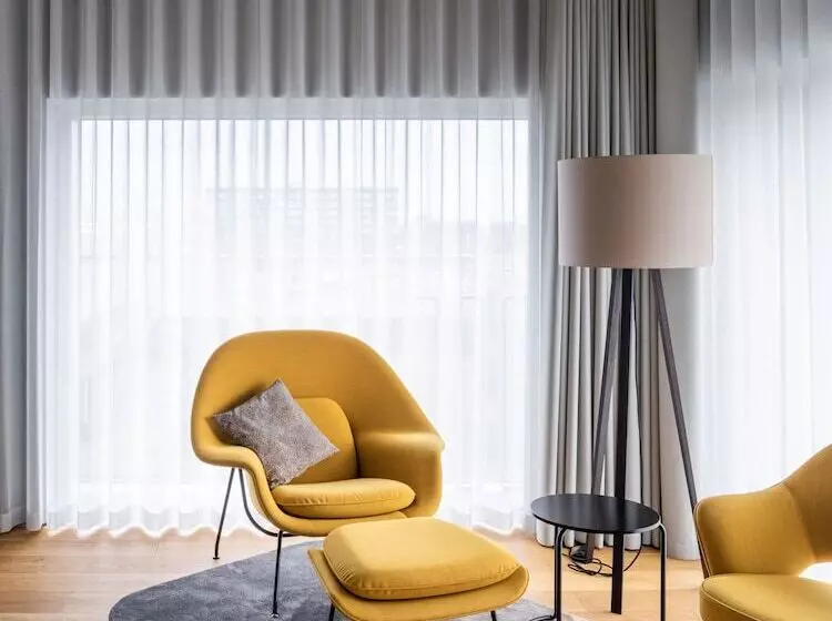 سوییت جونیور, Placid Hotel Design & Lifestyle Zurich