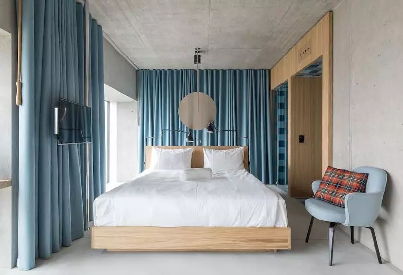 سوییت, Placid Hotel Design & Lifestyle Zurich