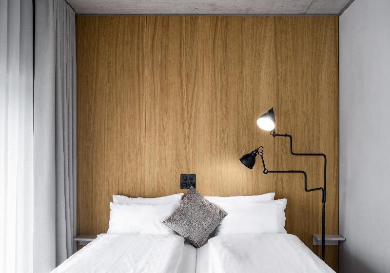 سوییت جونیور, Placid Hotel Design & Lifestyle Zurich