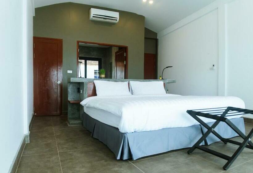 디럭스 방갈로, The Sanctuary Nam Ngum Beach Resort