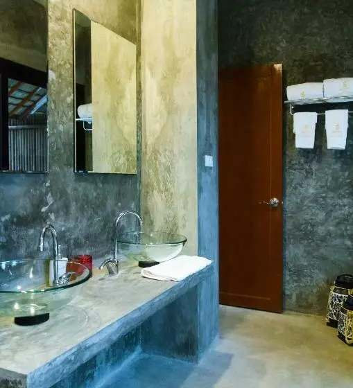 デラックスバンガロー, The Sanctuary Nam Ngum Beach Resort