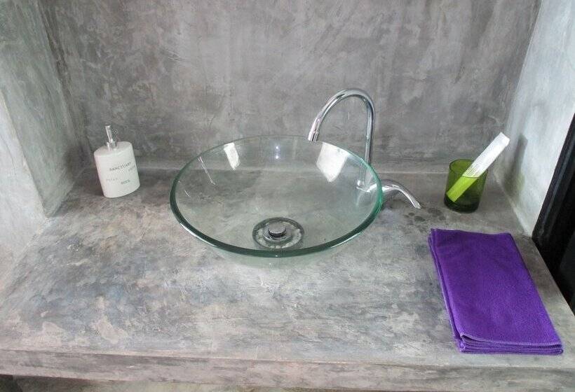 수피리어 방갈로, The Sanctuary Nam Ngum Beach Resort