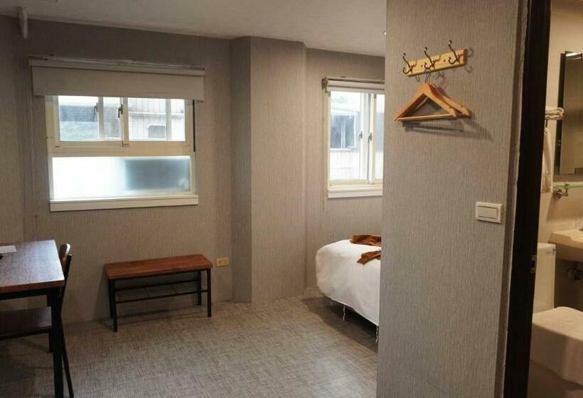 اتاق استاندارد, Suao