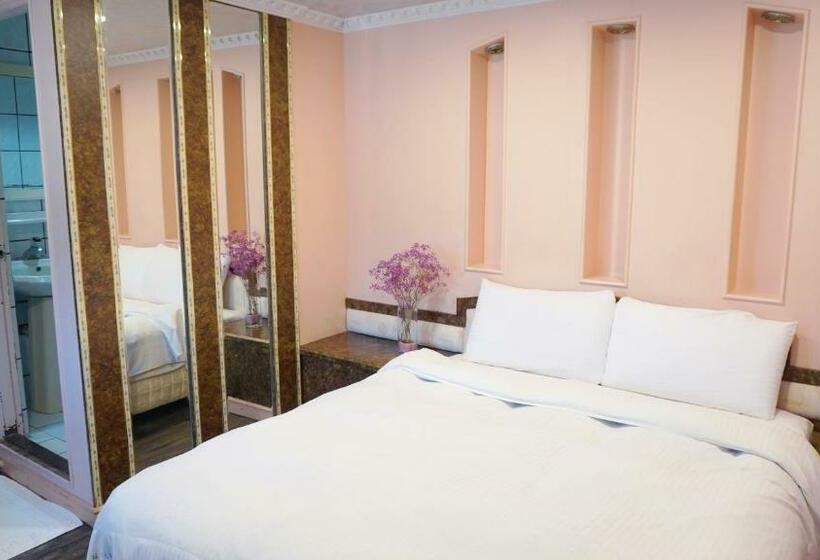 اتاق استاندارد, Suao