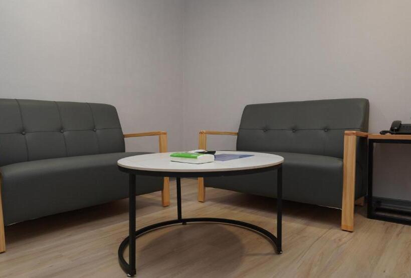 اتاق لوکس چهار تخته, Suao