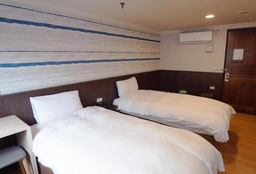 اتاق اکونومی, Suao