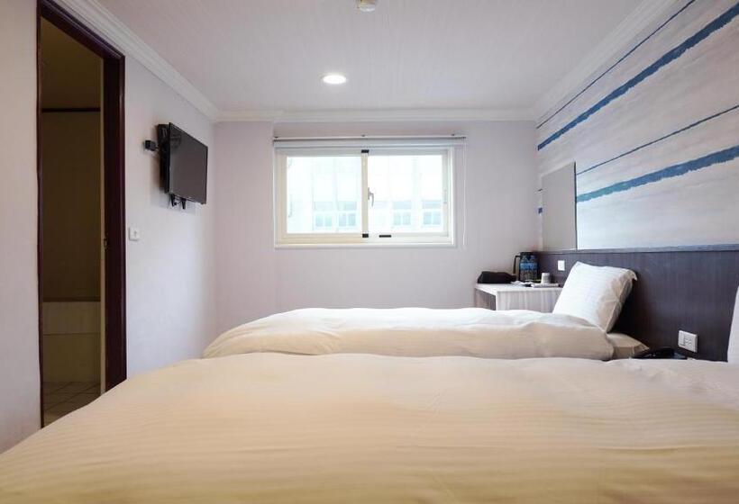 اتاق اکونومی, Suao