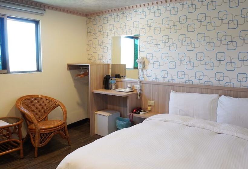 اتاق استاندارد, Suao