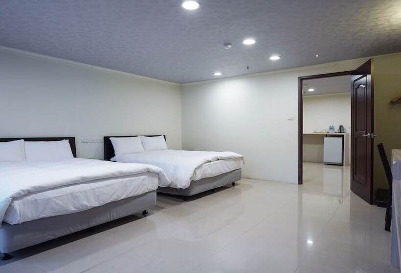 اتاق لوکس چهار تخته, Suao