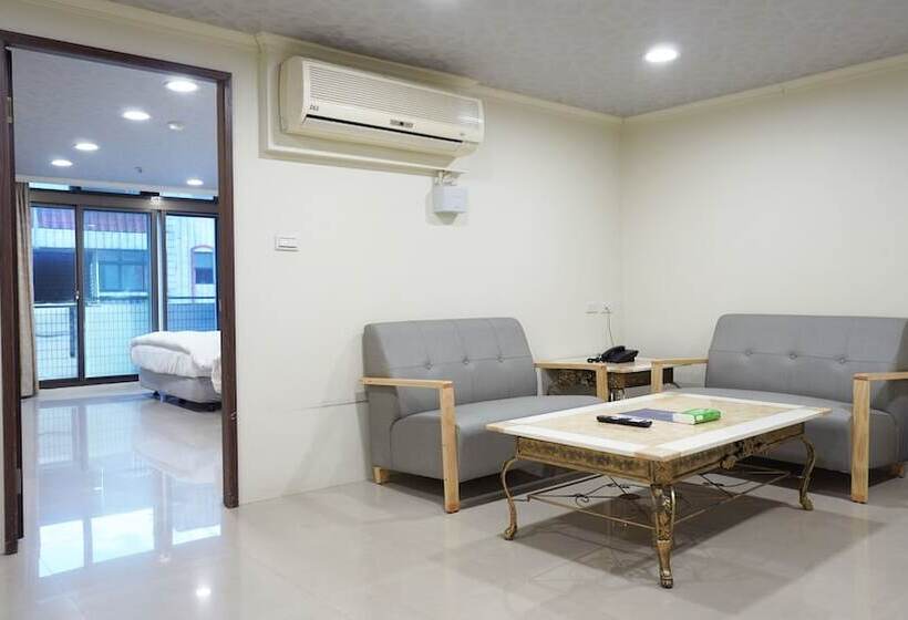 اتاق لوکس چهار تخته, Suao