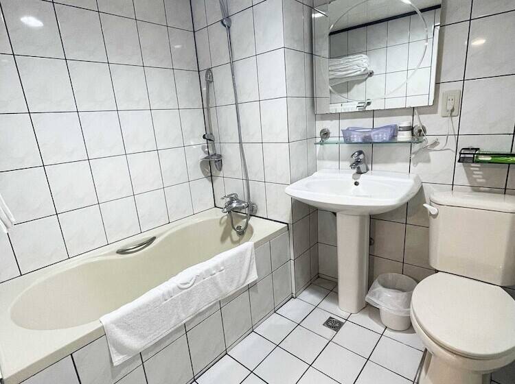 اتاق لوکس چهار تخته, Suao