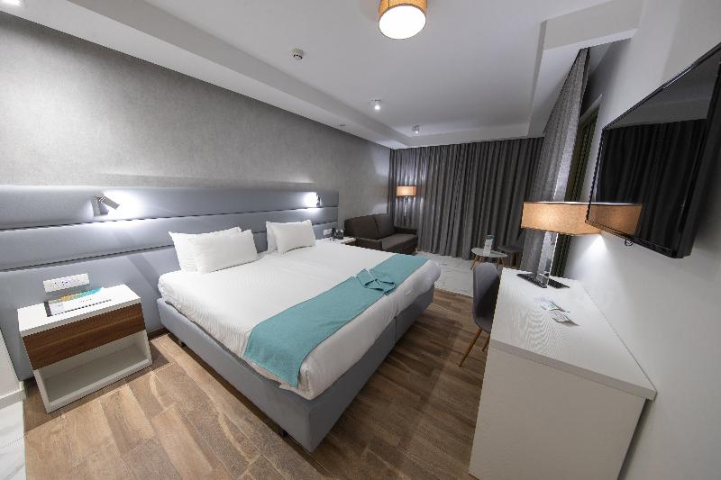 اتاق استاندارد چهار تخته, Suao