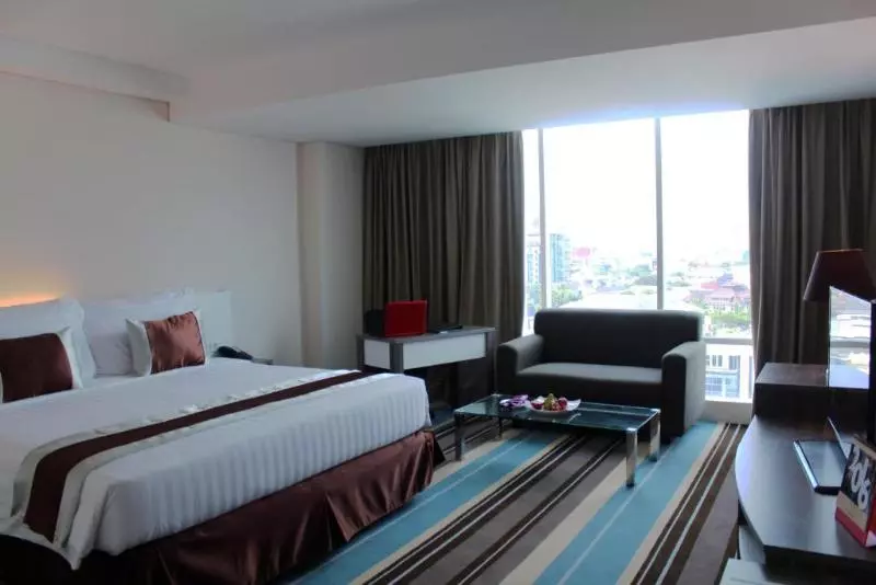 デラックスルーム, Swiss Belhotel Makassar