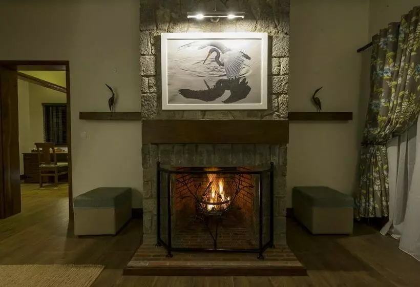 １ベッドルームのデラックスアパートメント, The Retreat At Ngorongoro