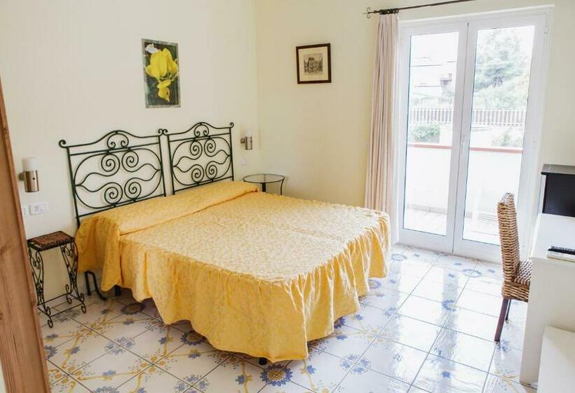 Номер Deluxe, Villa Maredona