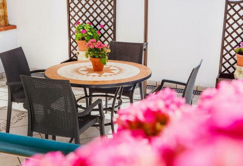 Номер Deluxe, Villa Maredona