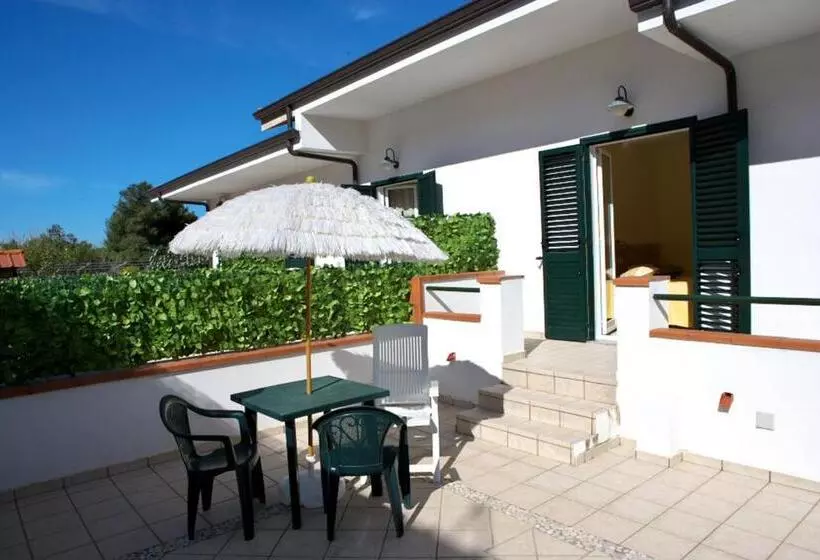 Deluxe Kolmen Hengen Huone, Villa Maredona