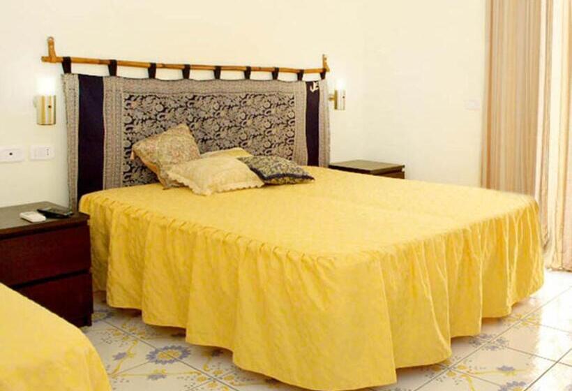 Трехместный Номер Superior, Villa Maredona