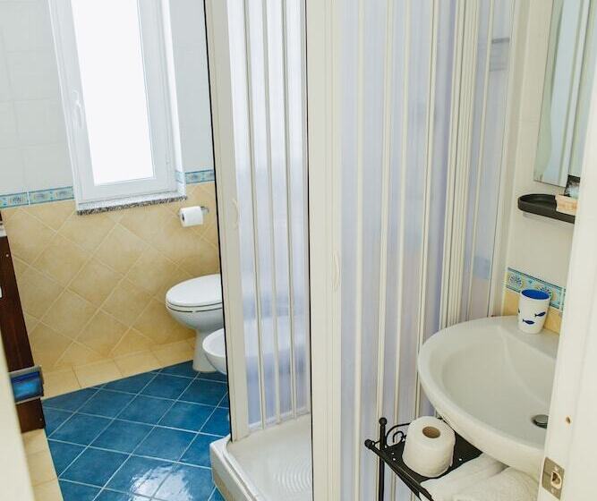 Трехместный Номер Deluxe, Villa Maredona