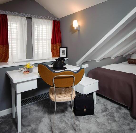 اتاق سوپریور با چشمانداز شهر, Xii Century Heritage