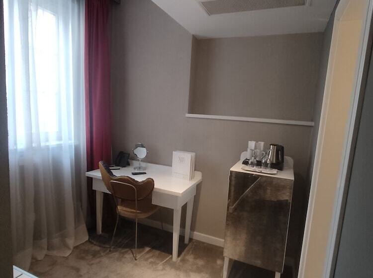 اتاق استاندارد, Xii Century Heritage