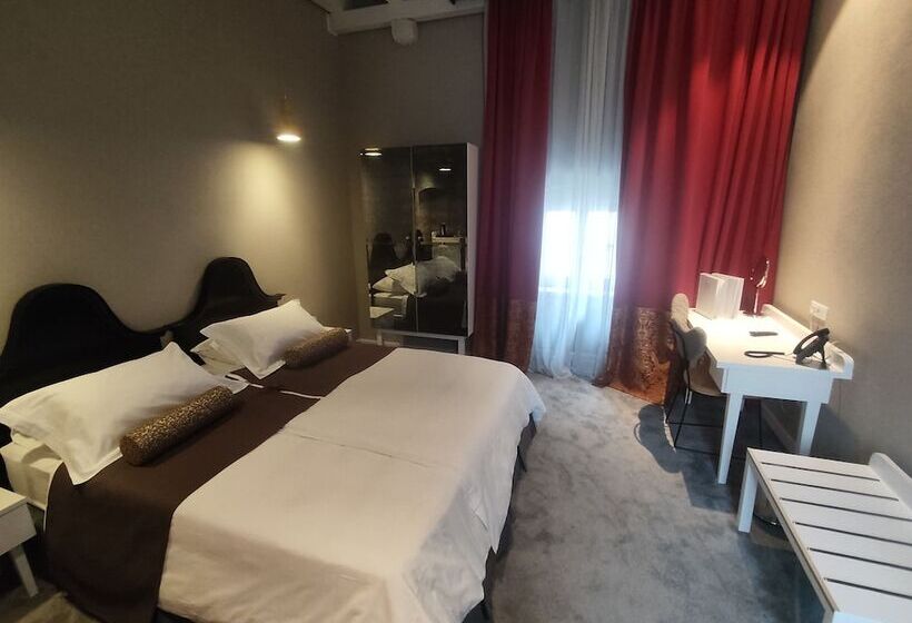 اتاق سوپریور با چشمانداز شهر, Xii Century Heritage