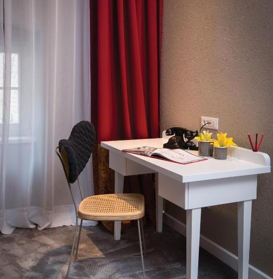 اتاق سوپریور با چشمانداز شهر, Xii Century Heritage