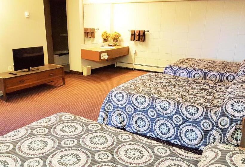 Трехместный Номер Deluxe, Westport Inn
