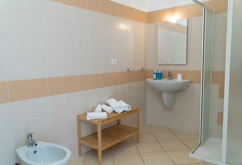 Номер Комфорт Вид на Море, Muma Hostel