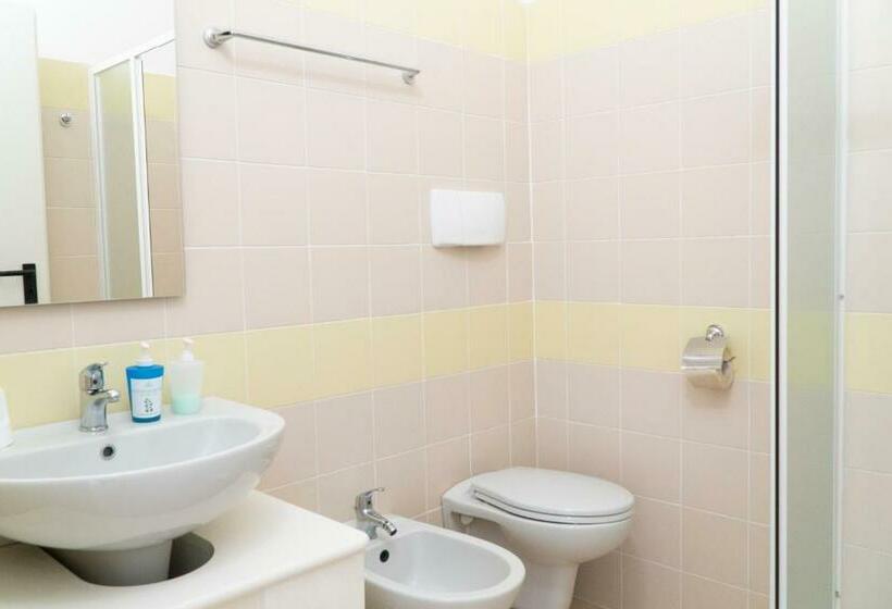 Четырехместный Номер Стандарт, Muma Hostel