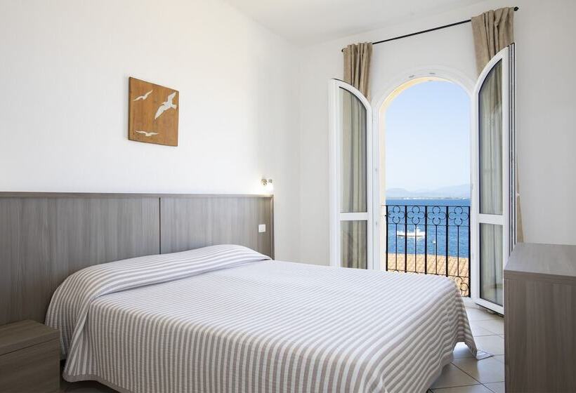 Номер Комфорт Вид на Море, Muma Hostel