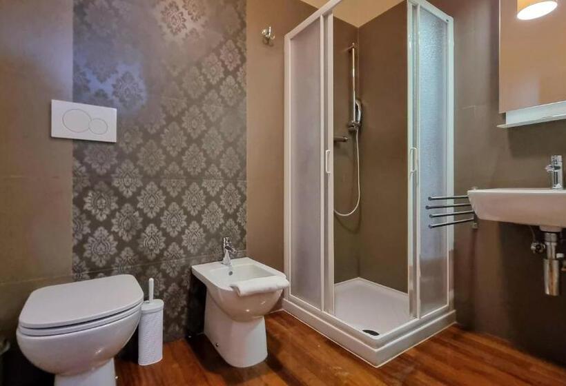 اتاق سوپریور سه تخته, Locanda Al Volo Tommaseo