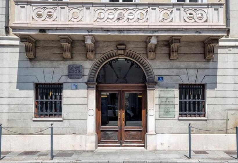اتاق لوکس, Locanda Al Volo Tommaseo