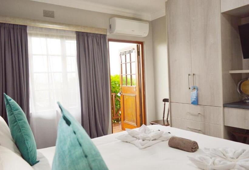 ガーデンビュースタンダードルーム, On The Estuary