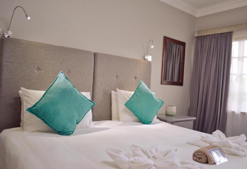 ガーデンビュースタンダードルーム, On The Estuary