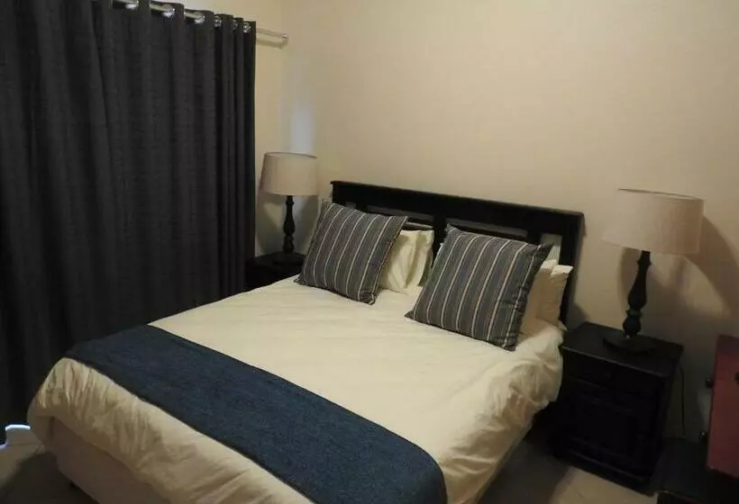 اتاق استاندارد, Turtle Bay Lodge