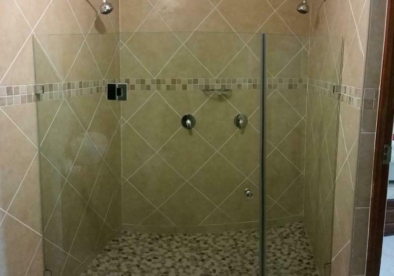 带大床的豪华间, Turtle Bay Lodge