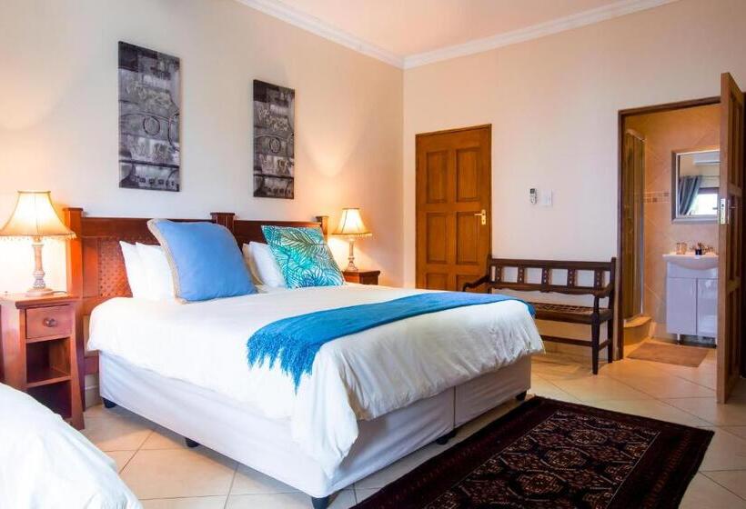 标准三人间, Turtle Bay Lodge