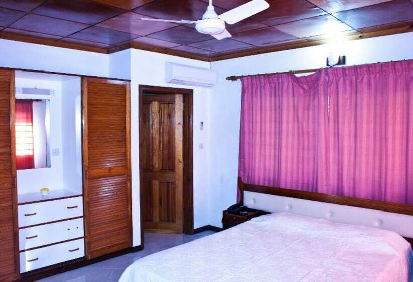 اتاق استاندارد, Villa De Roses