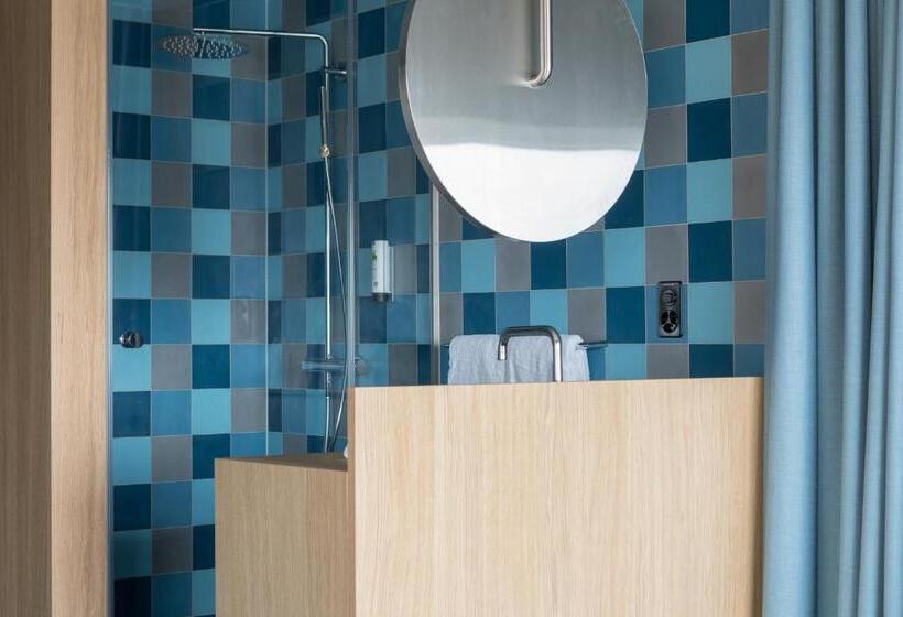 سوییت, Placid Hotel Design & Lifestyle Zurich