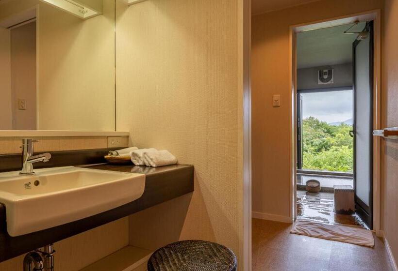 חדר דלוקס, Kusayane No Yado Ryunohige