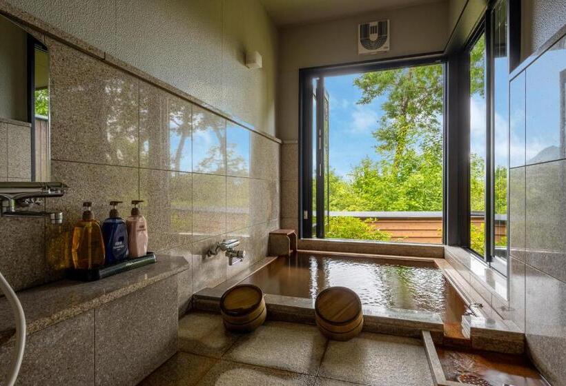 חדר סופריור, Kusayane No Yado Ryunohige