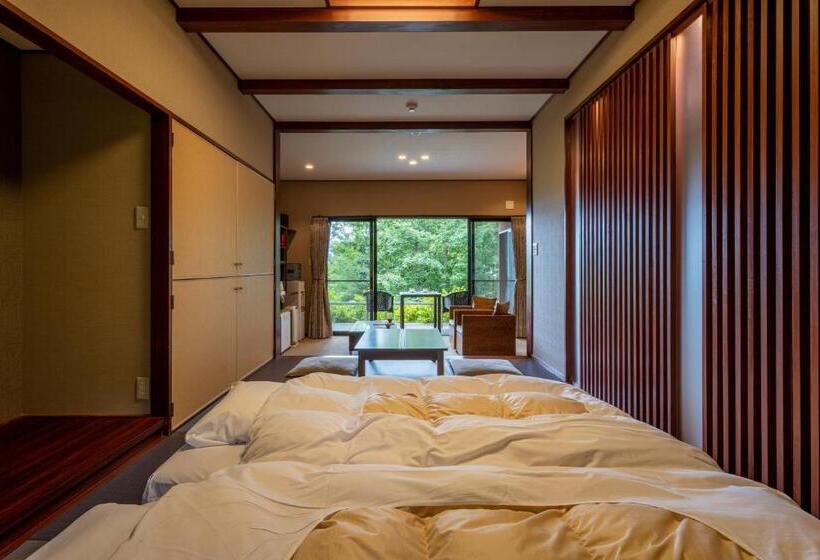 חדר סטנדרט נוף להרים, Kusayane No Yado Ryunohige